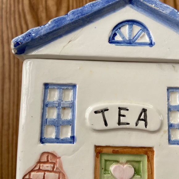 Tea House Storage - Picture 2 of 4